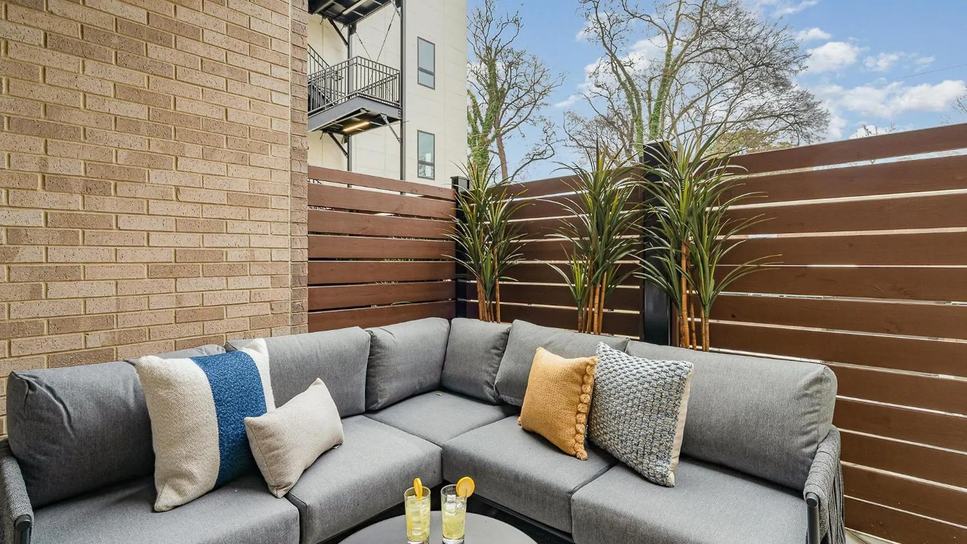 Harmony Hideaway - Mins To Broadway - In Music Row Villa Nashville